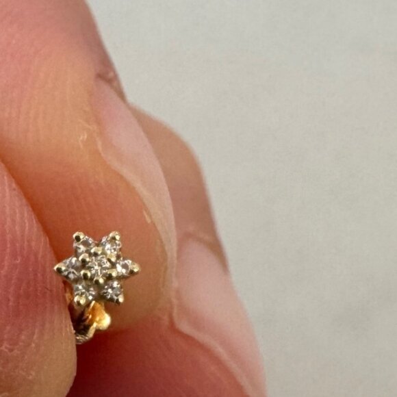 Maria Tash Diamond Flower Threaded Stud Earring Tragus or Cartilage Piercing - Picture 5 of 10